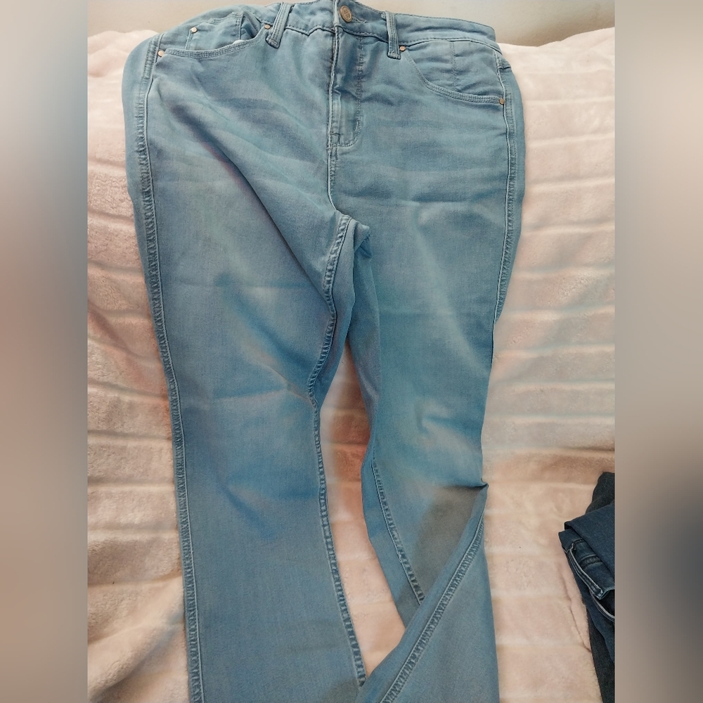 Laurie Felt Medium Blue Denim Jeans